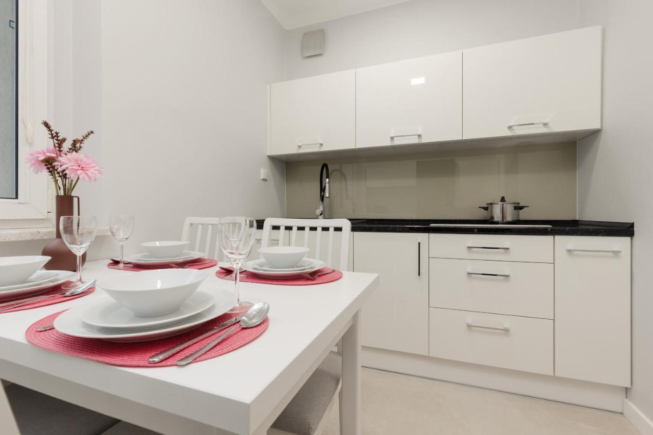 Bright Apartment Kasprzaka Warsaw Wola Near Metro Station By Noclegi Renters Екстериор снимка