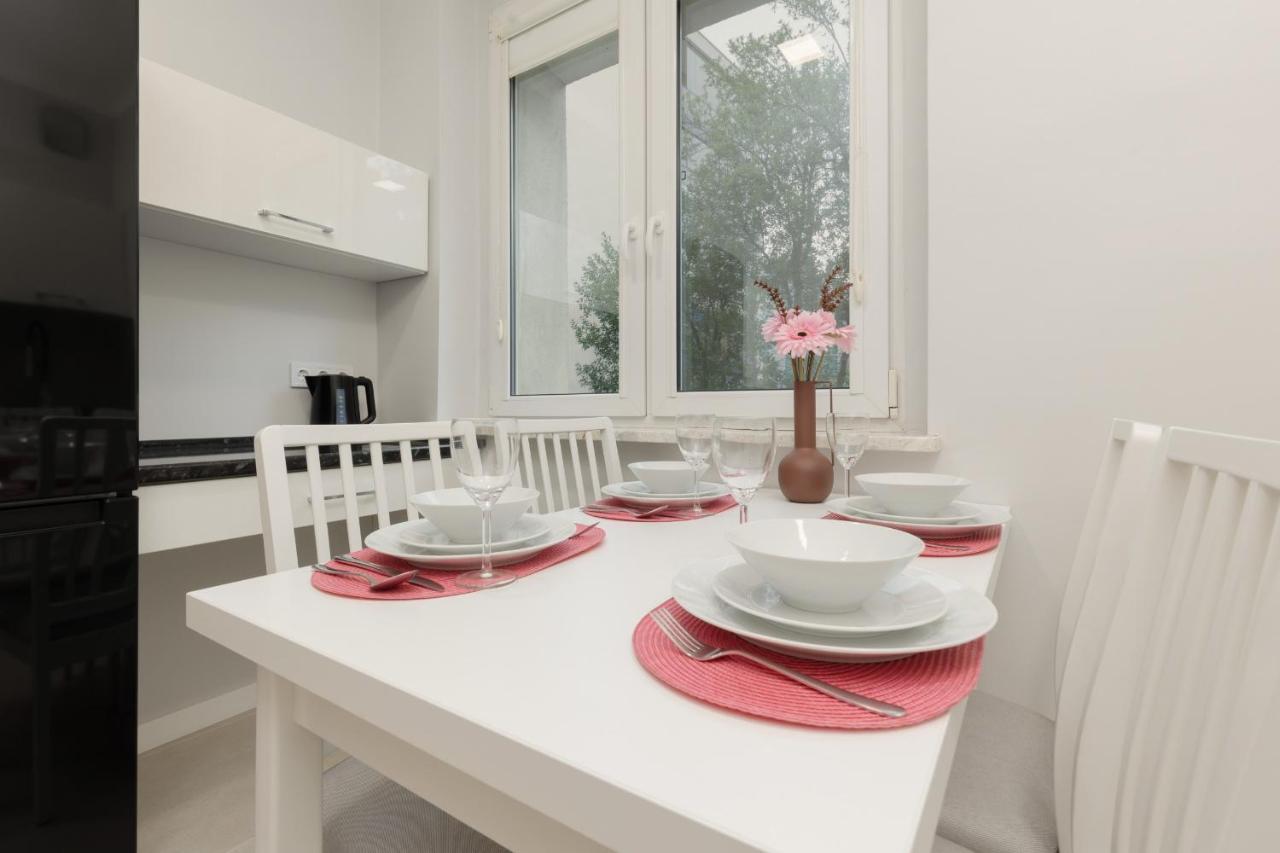Bright Apartment Kasprzaka Warsaw Wola Near Metro Station By Noclegi Renters Екстериор снимка