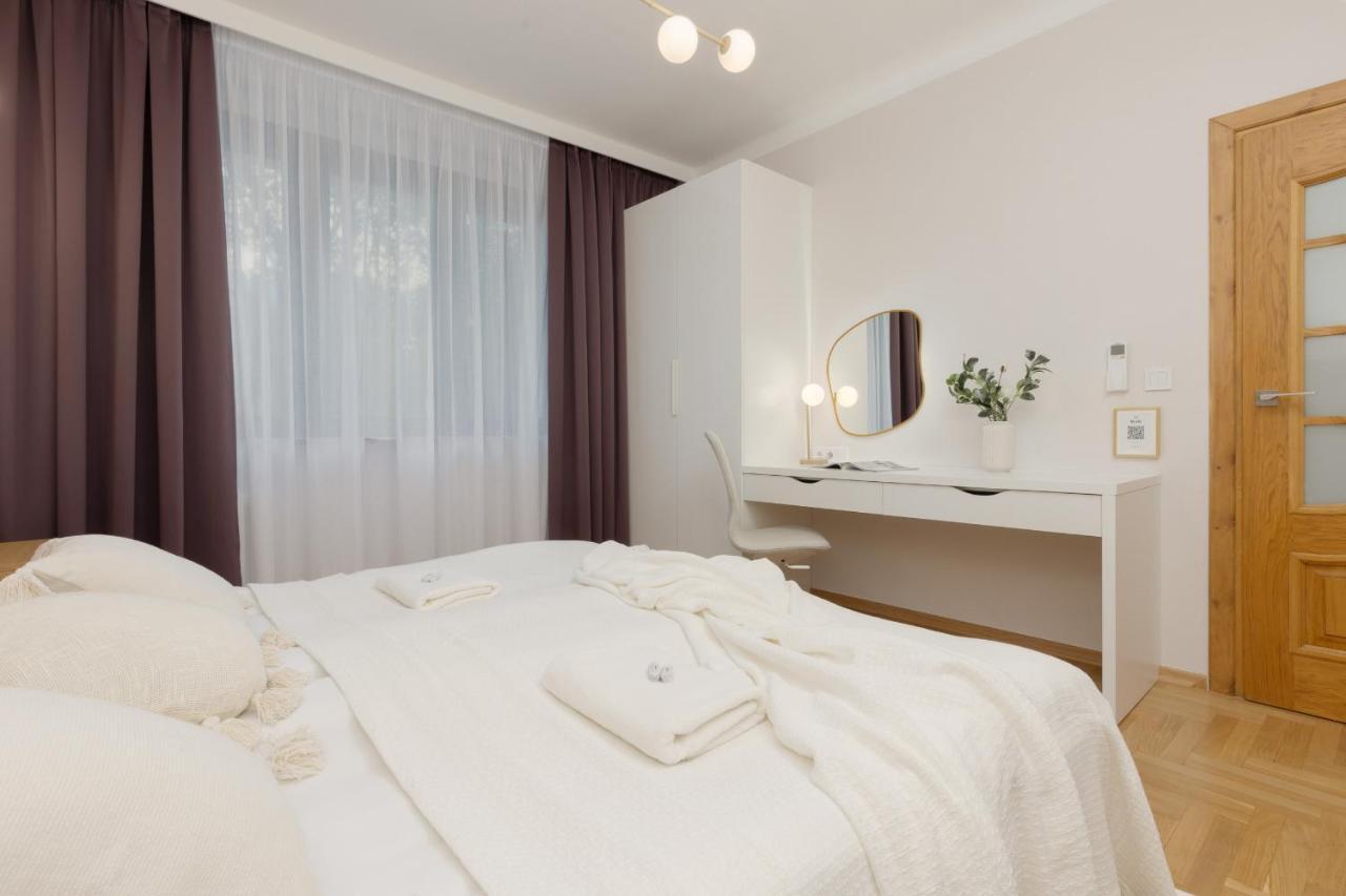 Bright Apartment Kasprzaka Warsaw Wola Near Metro Station By Noclegi Renters Екстериор снимка